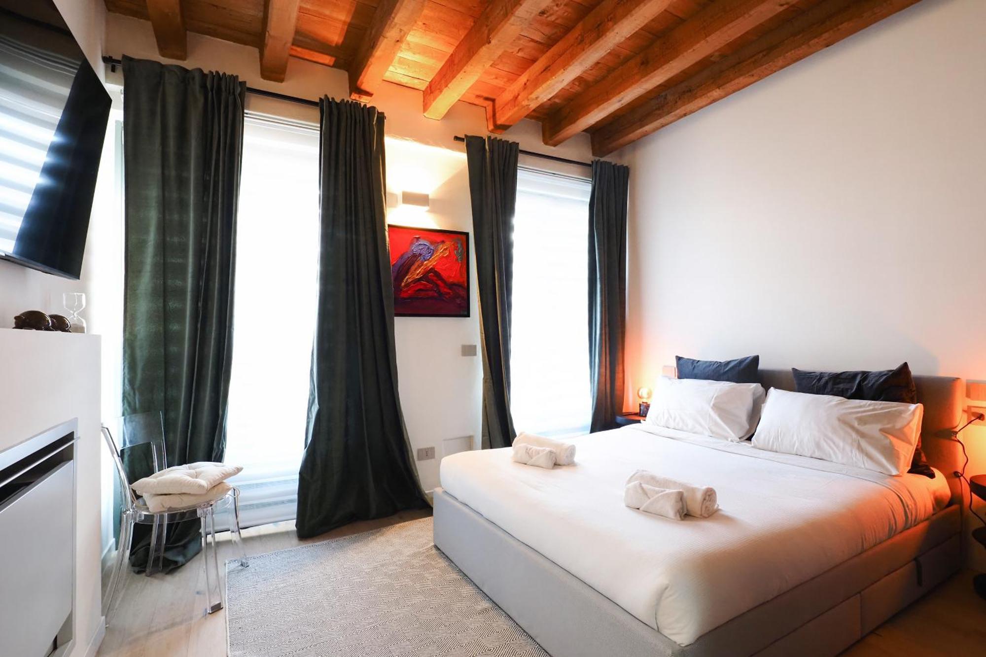 Primopiano - Zumbini Apartment Milan Bagian luar foto