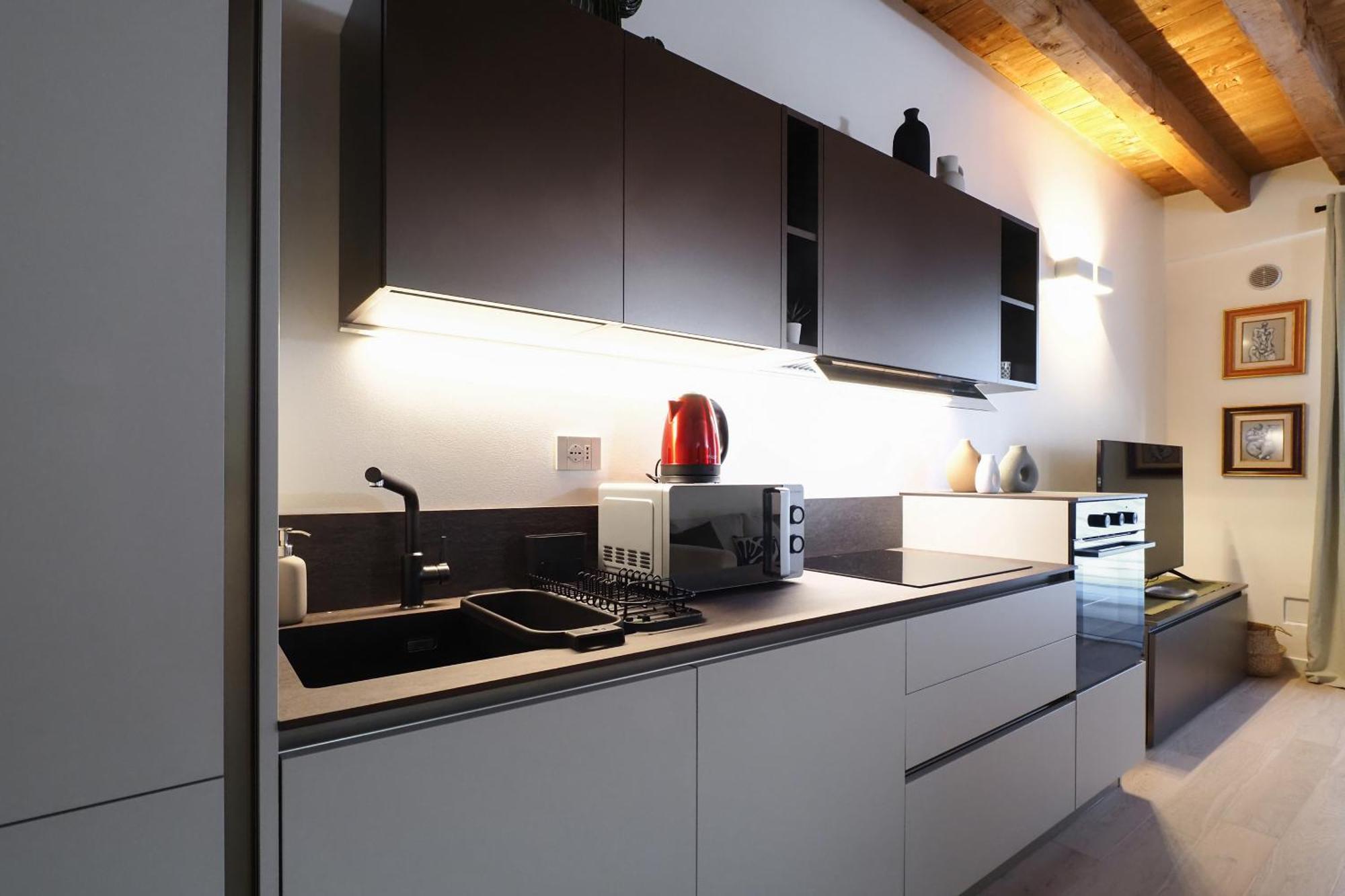 Primopiano - Zumbini Apartment Milan Bagian luar foto