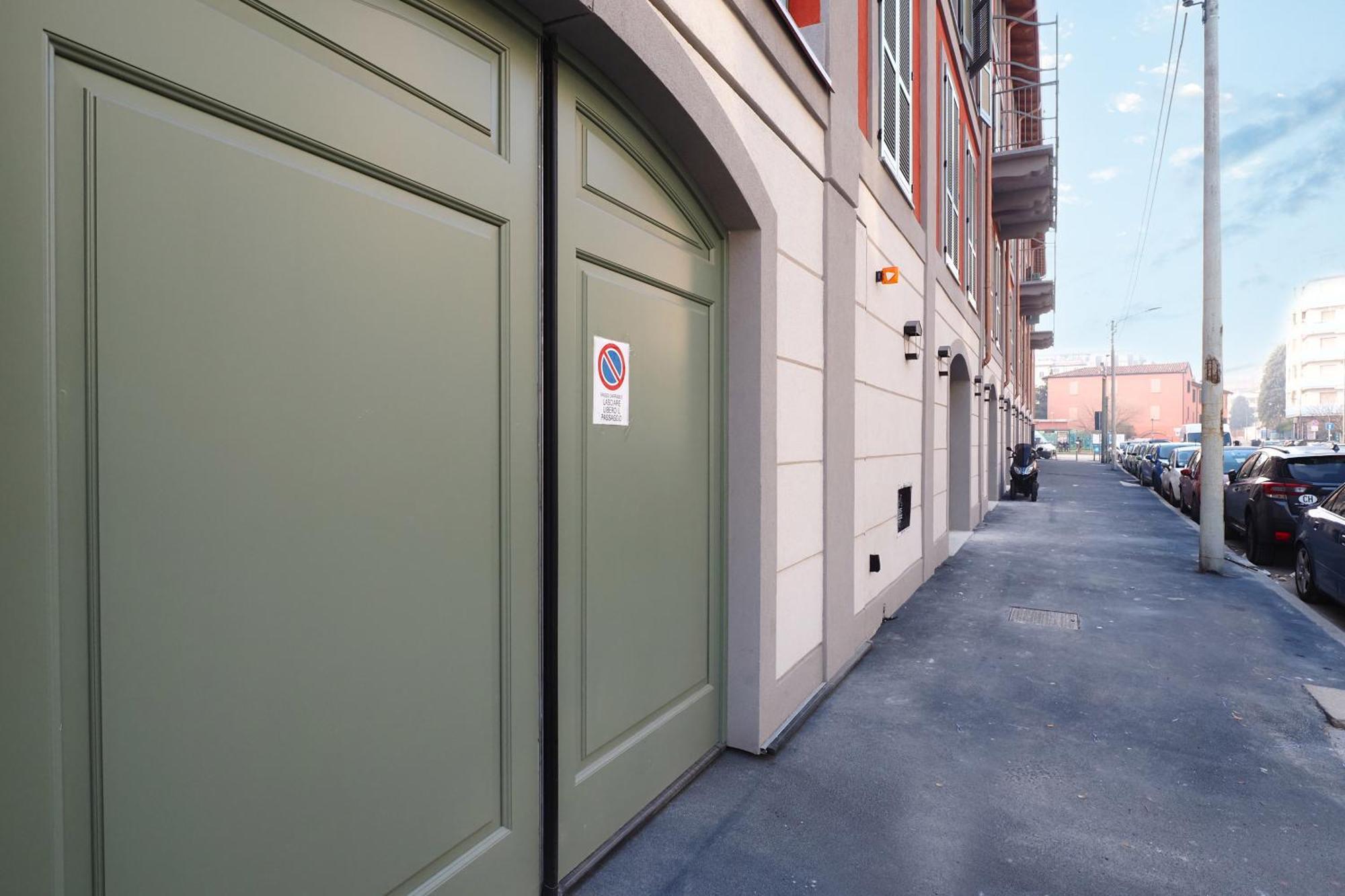 Primopiano - Zumbini Apartment Milan Bagian luar foto