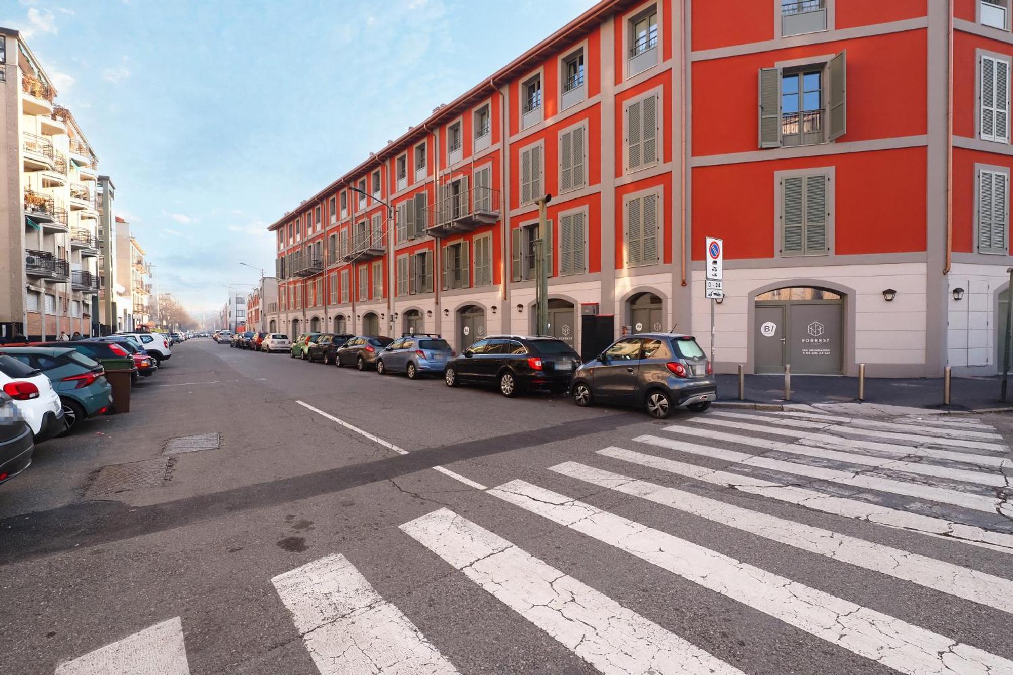 Primopiano - Zumbini Apartment Milan Bagian luar foto